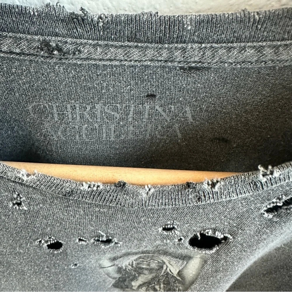 Black Christina Aguilera dirty destroyed t-shirt - Picture 4 of 8